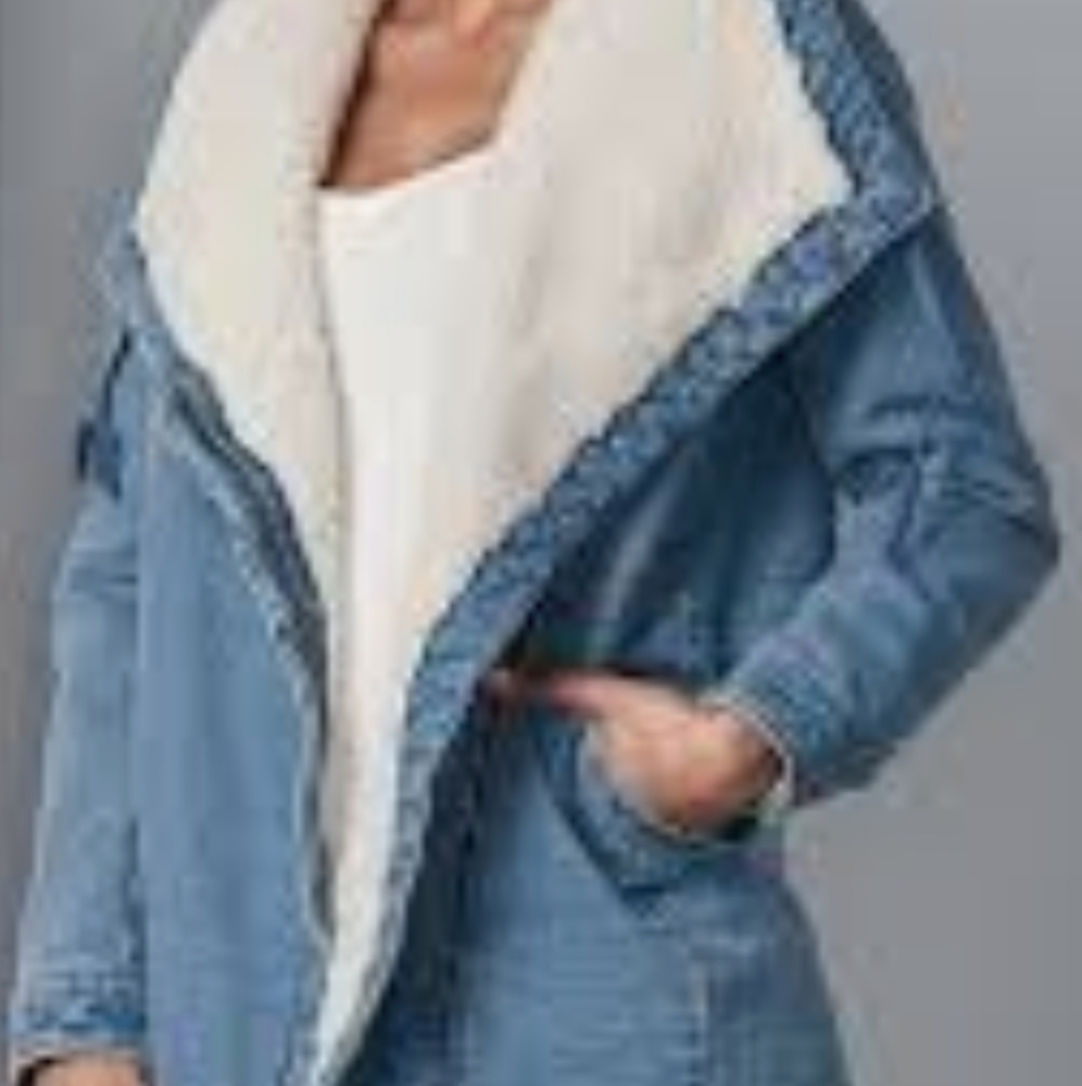 ISO VENUS JEAN JACKET WITH SHERPA LINNING